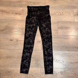 Spanx Medium M Faux Leather Camo Leggings High‎ Waisted Tights Black Gray